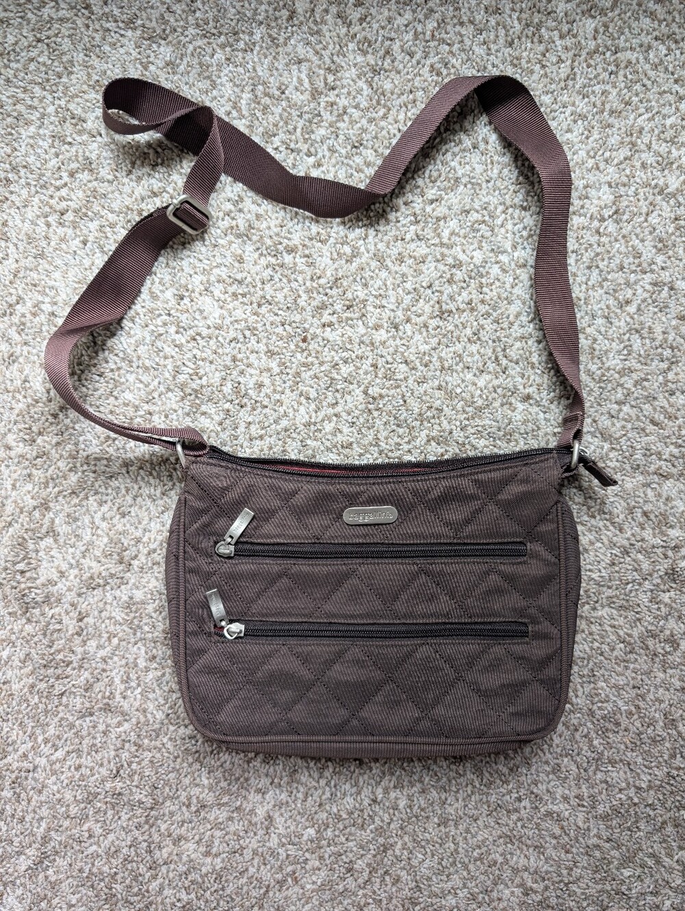 Baggallini Nylon Quilted Taupe Crossbody Bag Mid Size Travel Casual Everyday